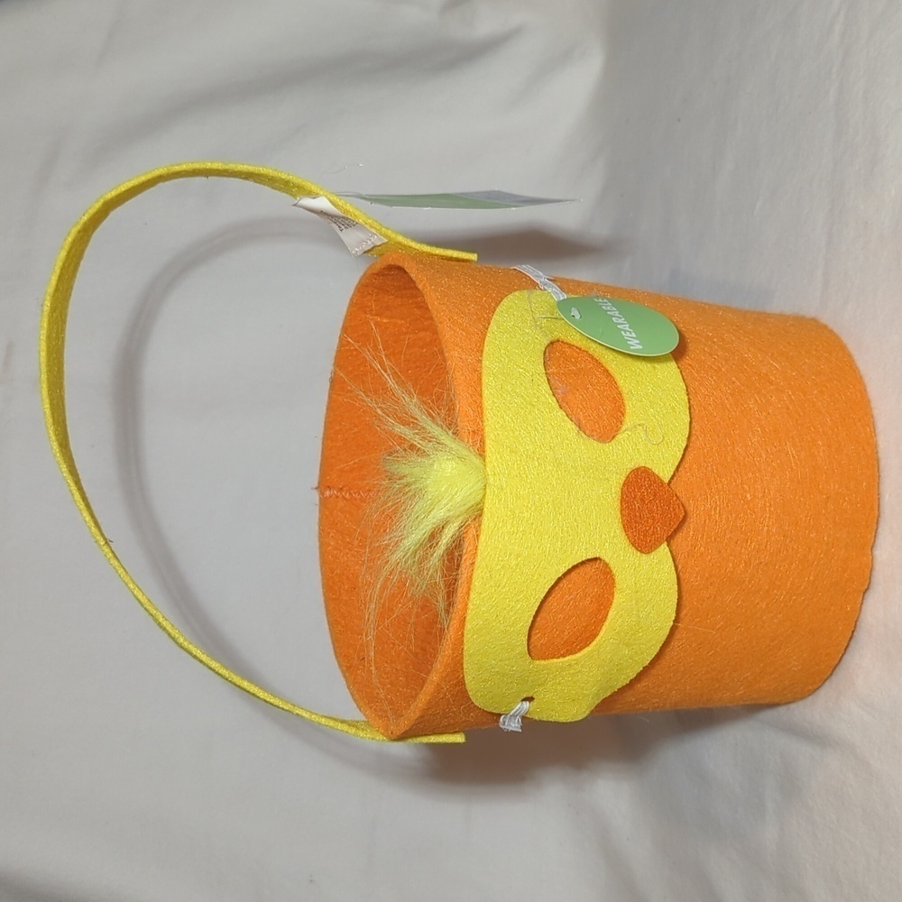 Felt Chick Basket with Wearable Mask Orange Easter Spritz Brand NWT